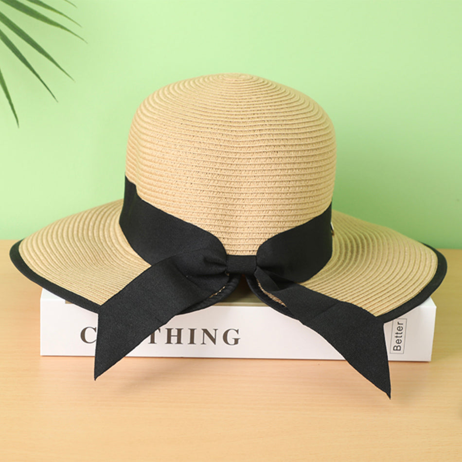 Simple Bow Slit Straw Hat – Elegant & Breathable Summer Essential