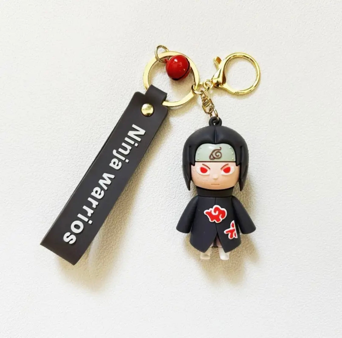 Ninja Anime-Inspired Keychain – Stylish Gray Collectible for Fans 🎮