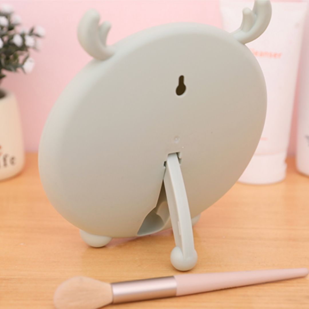 Deer-Themed Desk Beauty Mirror – Stylish & Portable Makeup Mirror