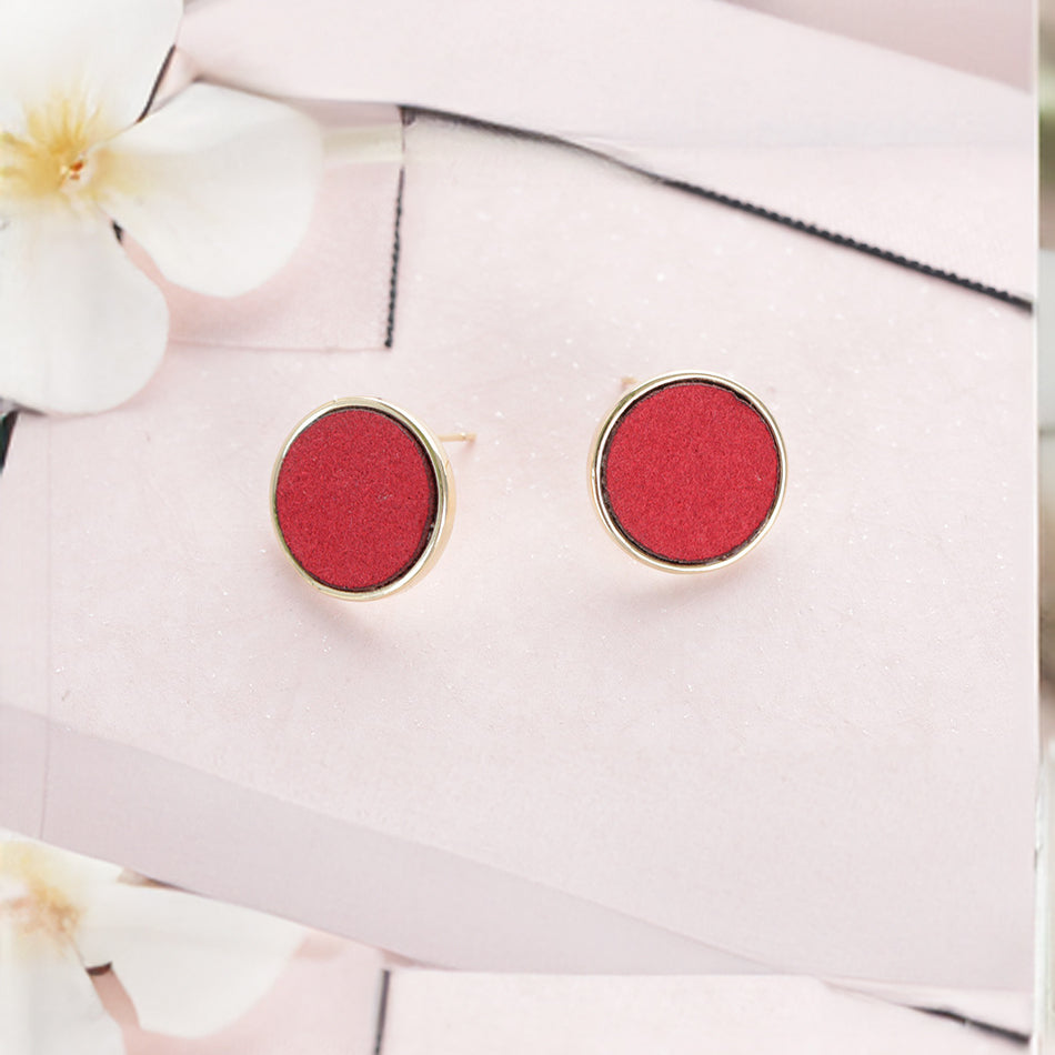 Fashionable Colored Circle Earrings – Simple & Stylish Accessory