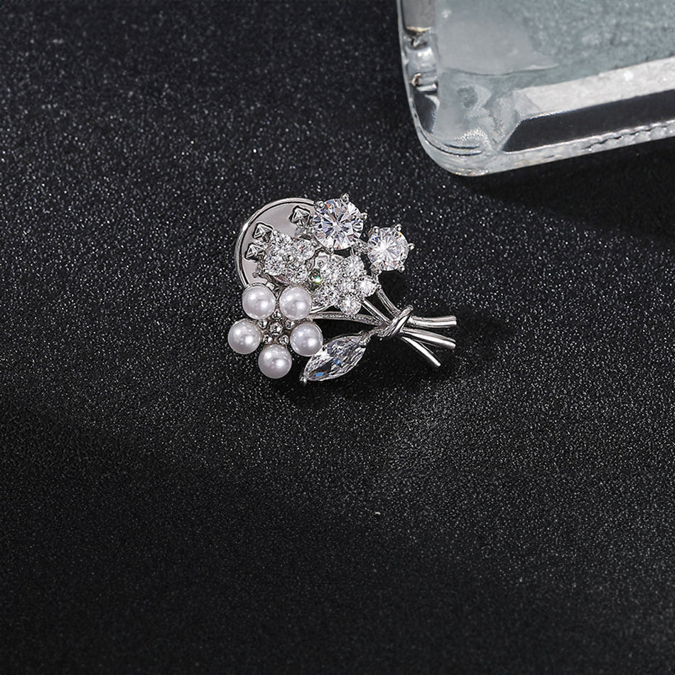 Timeless Pearl Sparkle bouquet Pin | stylish beauty | diamond