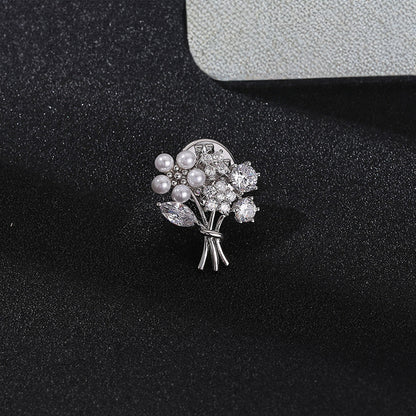 Timeless Pearl Sparkle bouquet Pin | stylish beauty | diamond